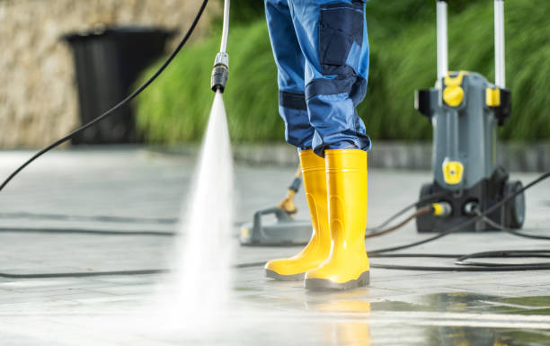Best Roof Pressure Washing  in Manassas Park, VA
