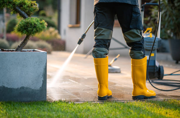 Best Commercial Pressure Washing  in Manassas Park, VA